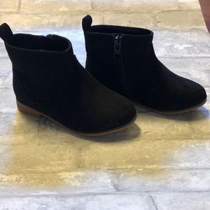 Toddler Cat & Jack Black Booties